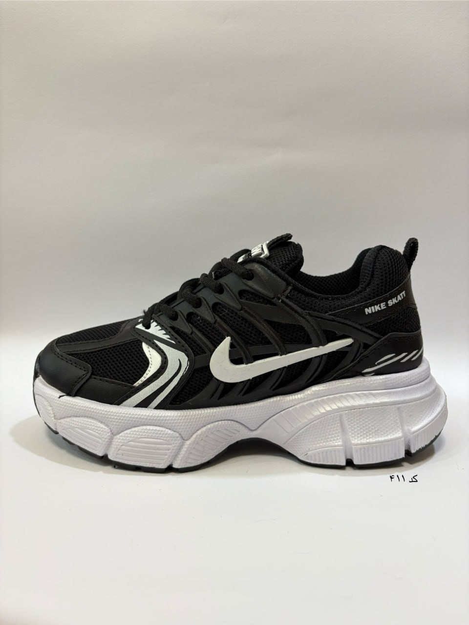 نایک لژ دار سفید مشکی-کد411